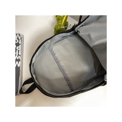 酷森书包男初中韩版原宿风高中大学生背包 防泼水尼龙帆布大容量双肩包女 防刮耐磨笔记本电脑包 黑色（带大恐龙挂件+5枚徽章）